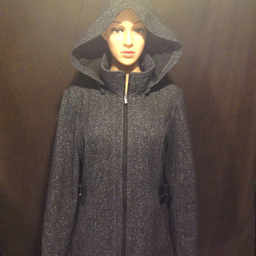 Winter jacket - Picture 2 of 4